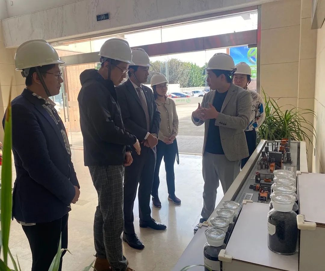 中宏環(huán)保董事長俞麟、副董事長許麒、總經(jīng)理張滿剛