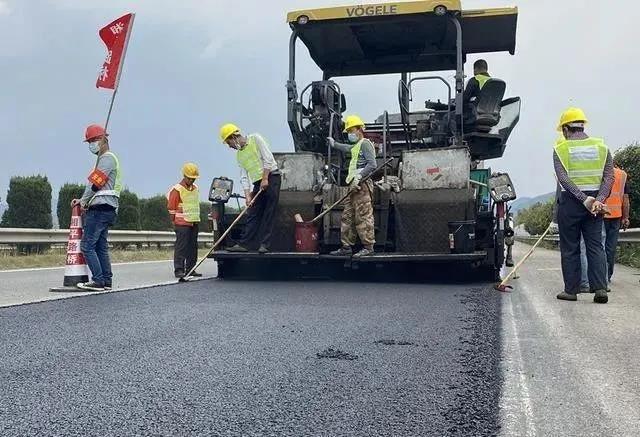 不僅節(jié)省資源、大大降低路面養(yǎng)護(hù)成本