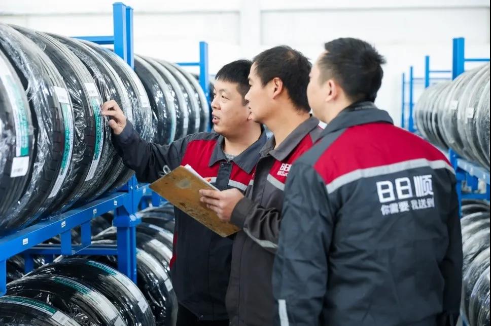 奔馳輪胎上海倉，正式啟用