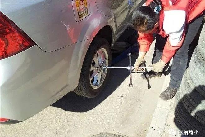 修補(bǔ)困難，價(jià)格昂貴