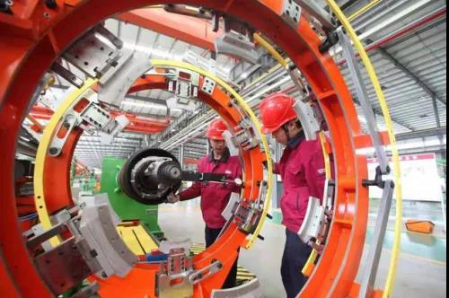 生產一條輪胎只需要40秒 生產一條輪胎只需要40秒