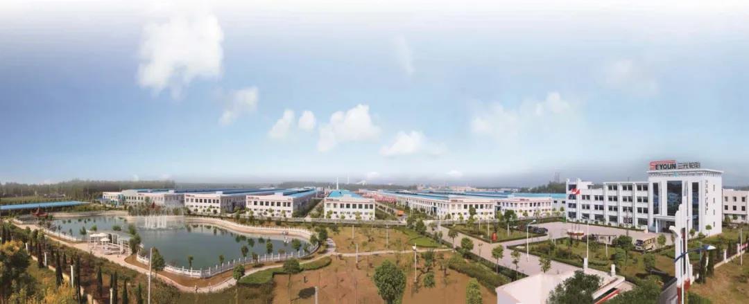 年產(chǎn)320萬套高性能全鋼子午線輪胎項(xiàng)目正式投產(chǎn)