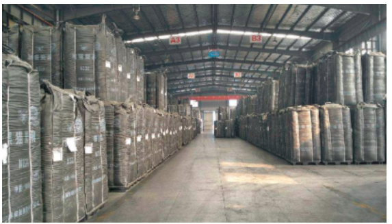 本項目在鞏固橡膠炭黑產(chǎn)能和質(zhì)量優(yōu)勢的基礎(chǔ)上，為導(dǎo)電炭黑、 色素炭黑和各類專用炭黑產(chǎn)品奠定產(chǎn)能基礎(chǔ)，從而進(jìn)一步擴展公司產(chǎn)品系列，拓展新的盈利增長點，降低因單一品種產(chǎn)品價格波動對公司整體業(yè)績造成的影響。